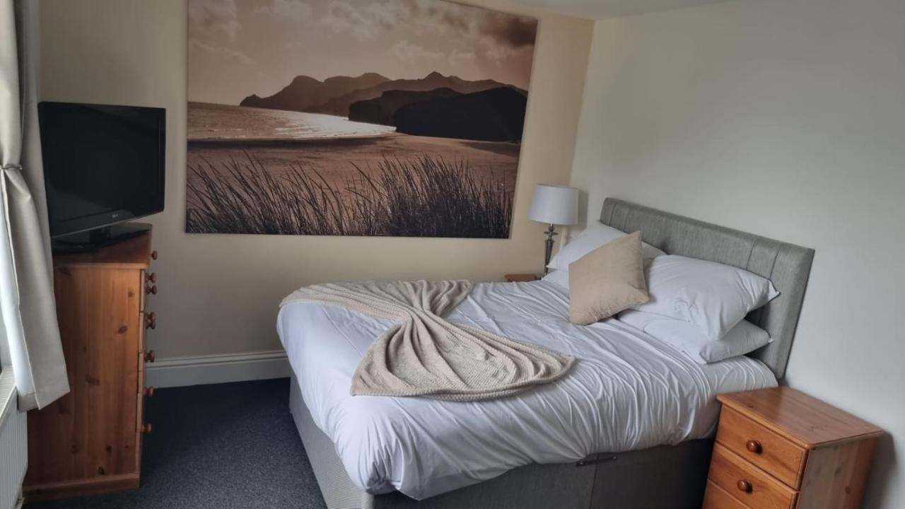 Cefn Mably Bar And Rooms Кардиф Екстериор снимка